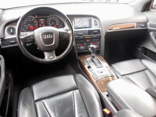 Illustration for article titled Why Buy A Ford Taurus When This Ridiculous V10 Audi S6 Is Way Less?